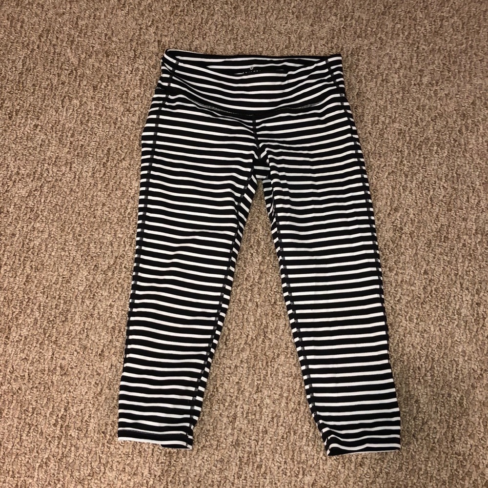 Athleta cropped leggings